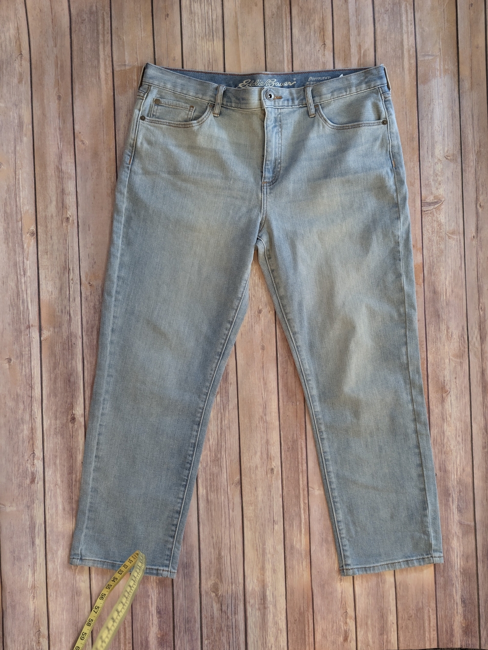 NWT Eddie Bauer Women’s Boyfriend Jeans in Faded Wash